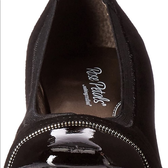 Walking Cradles black suede/patent leather heels with silver zipper detail. - Picture 3 of 14